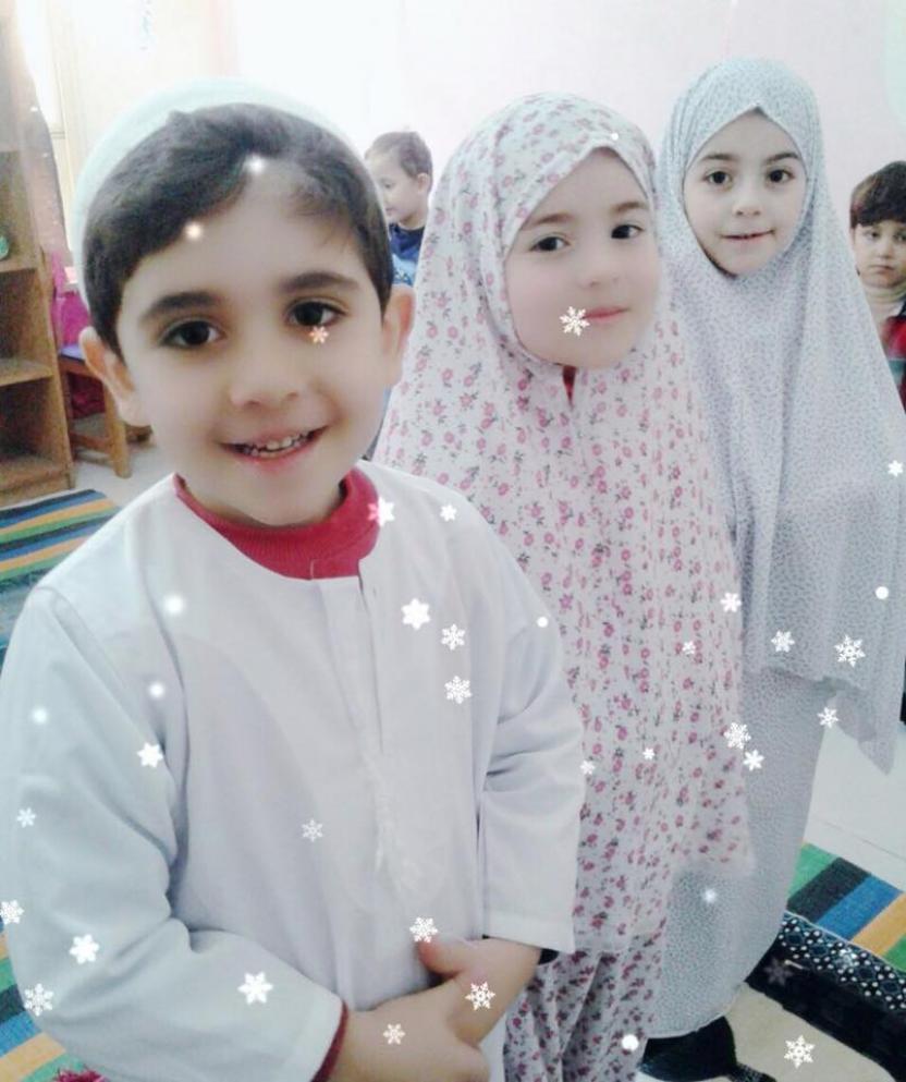 Activity nursery - row Outstanding kg2 He studied Teaching Prayer